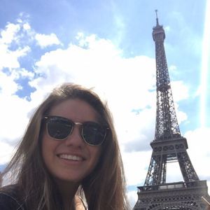 Meet your Posher, Emilea